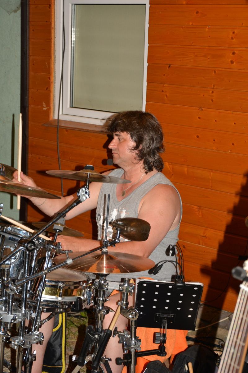 padesát 48 6.6. 2015