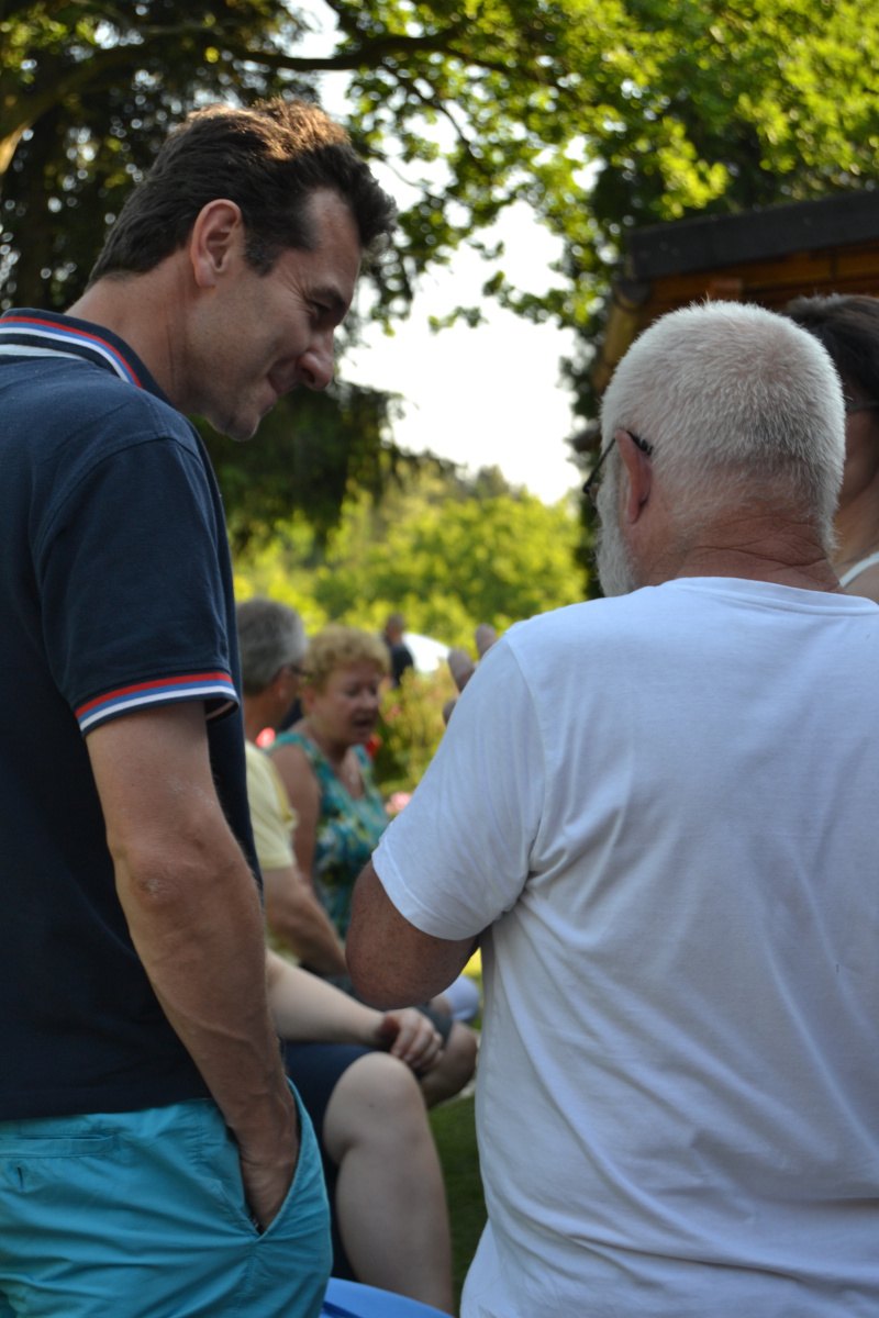 padesát 183 6.6. 2015