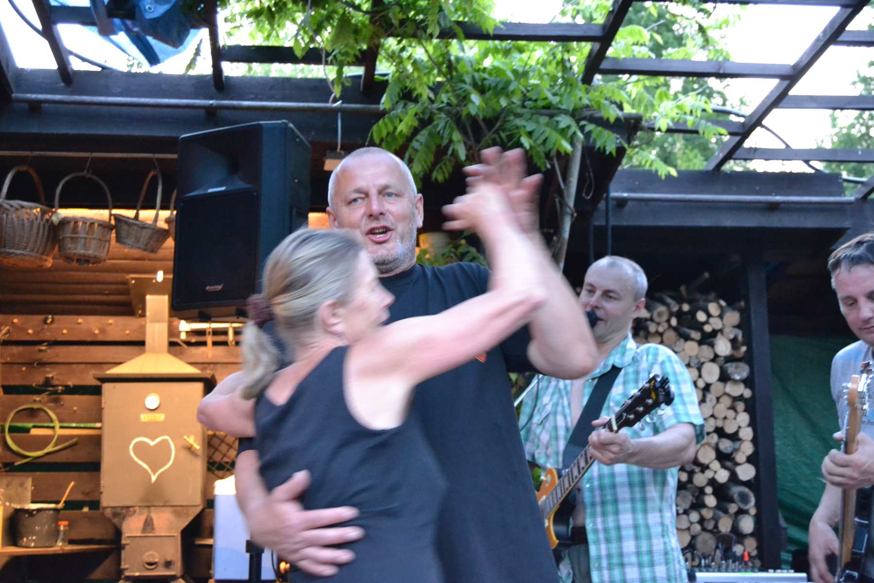 padesát 273 6.6. 2015