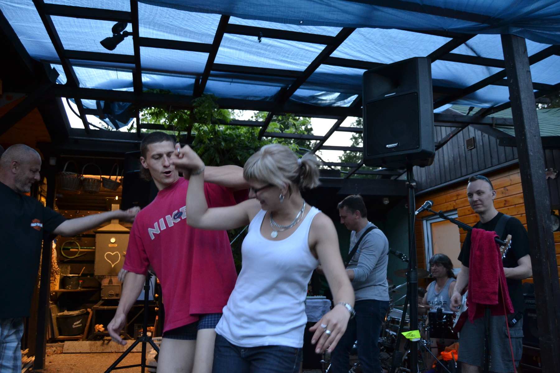 padesát 280 6.6. 2015
