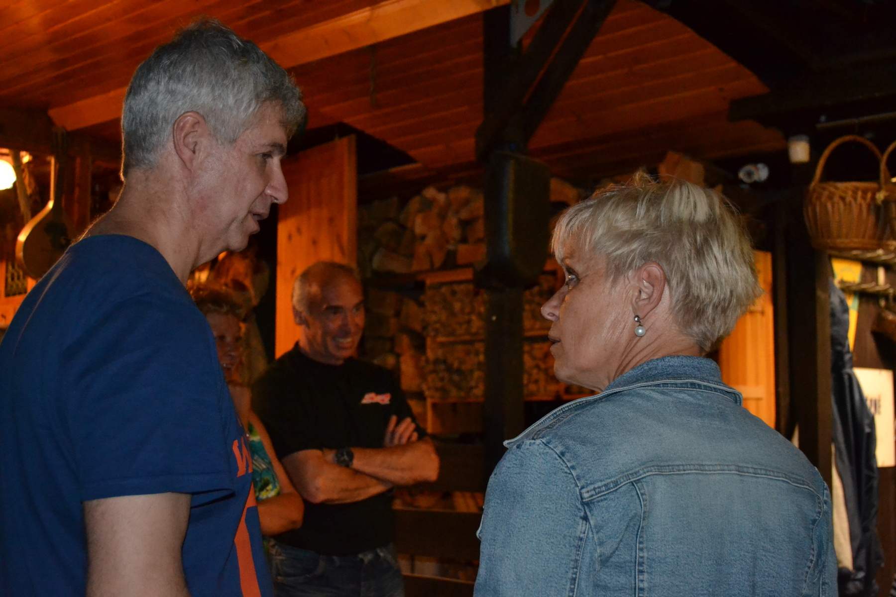 padesát 325 6.6. 2015