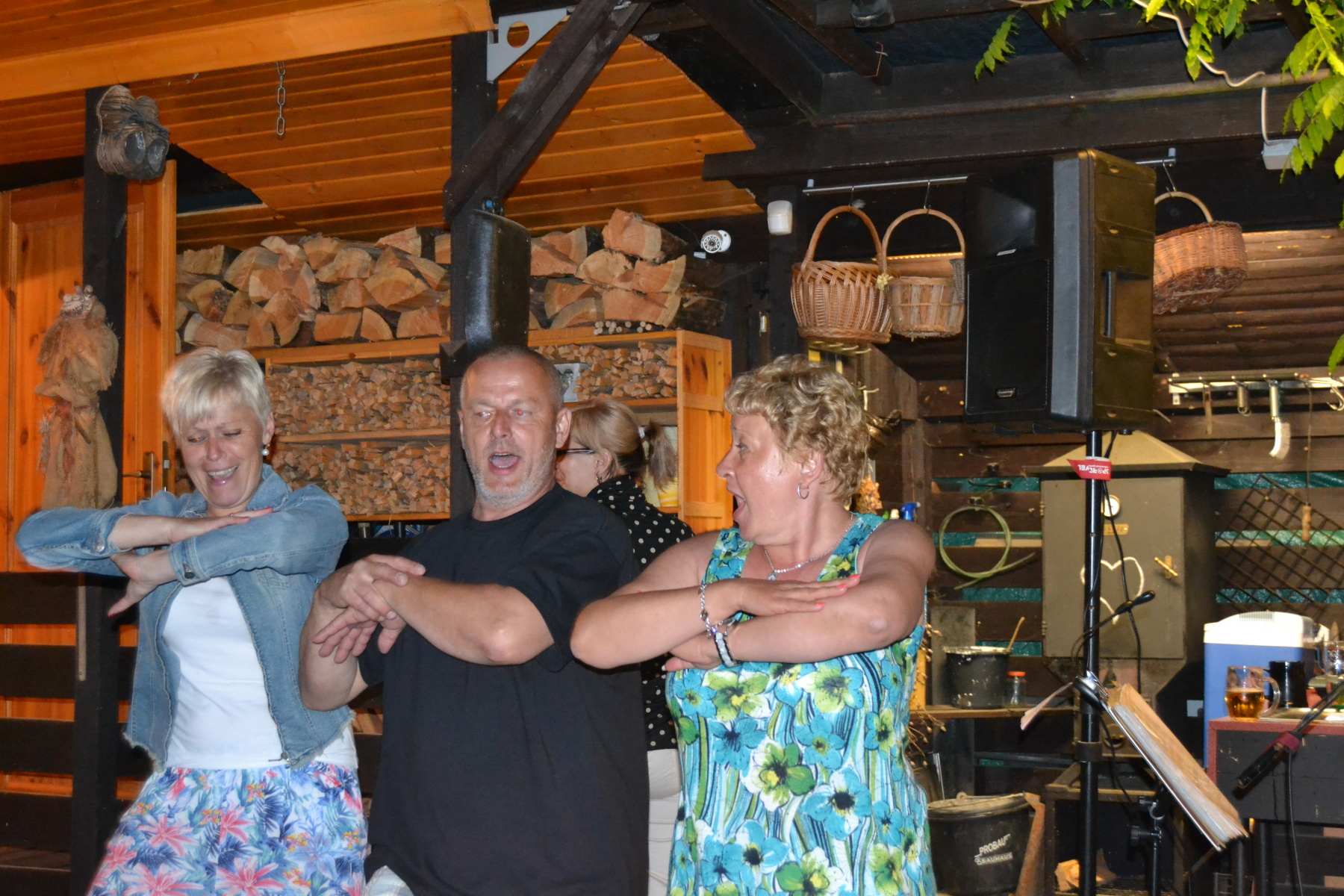 padesát 343 6.6. 2015